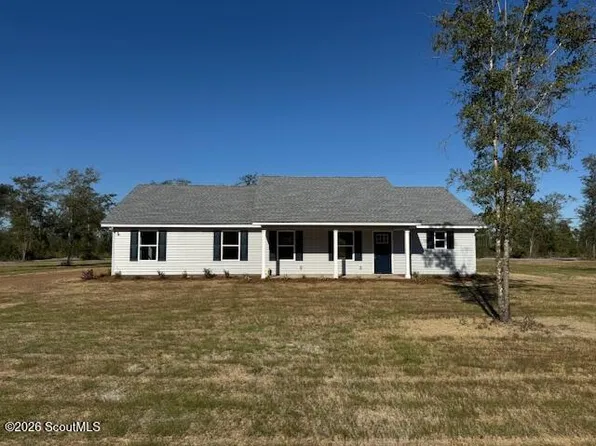 17942 Post Rd S, Waynesville, GA 31566