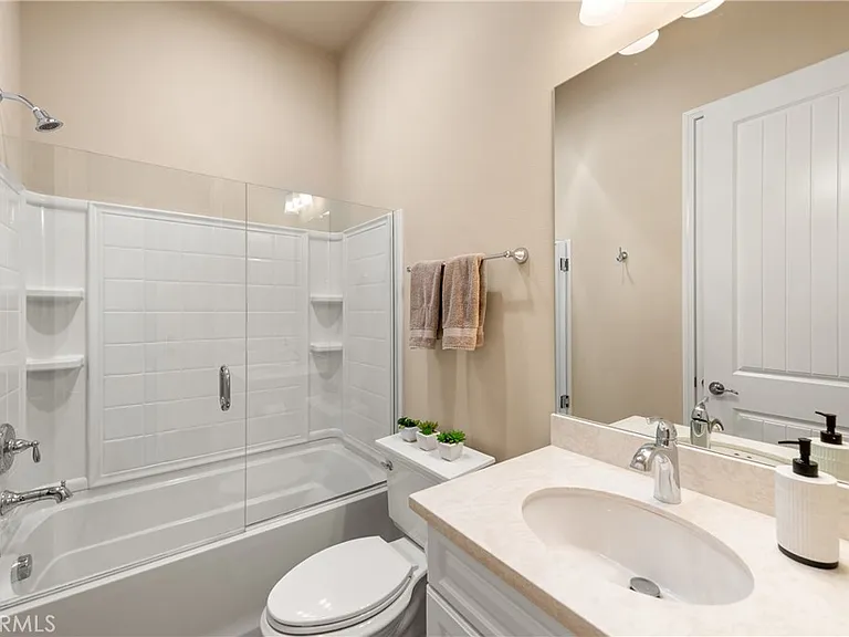 81482 Avenida Viesca — Photo 26
