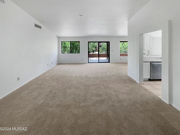 4th image of 8534 N Winchester Creek Dr