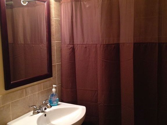 2nd image of 153-25 88th St APT 6E
