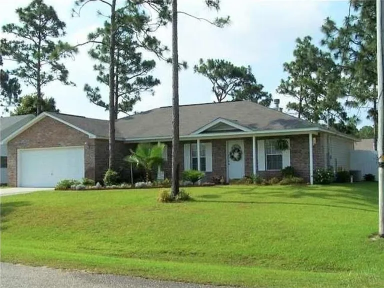 6429 Garden Dr — Photo 2