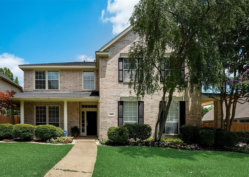 1st image of 8416 Parkdale Dr