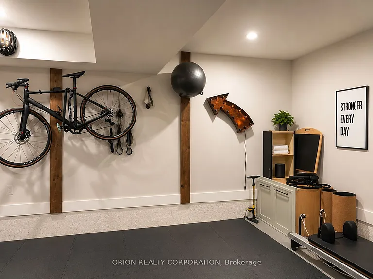 183 Essex St #1 — Photo 17