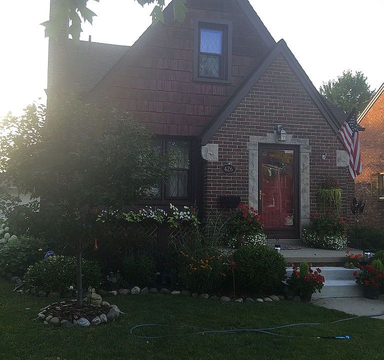 1st image of 426 N Melborn St