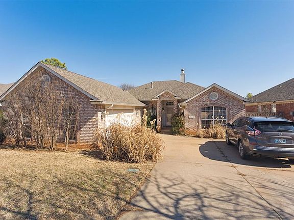 3rd image of 3013 Weymouth Way