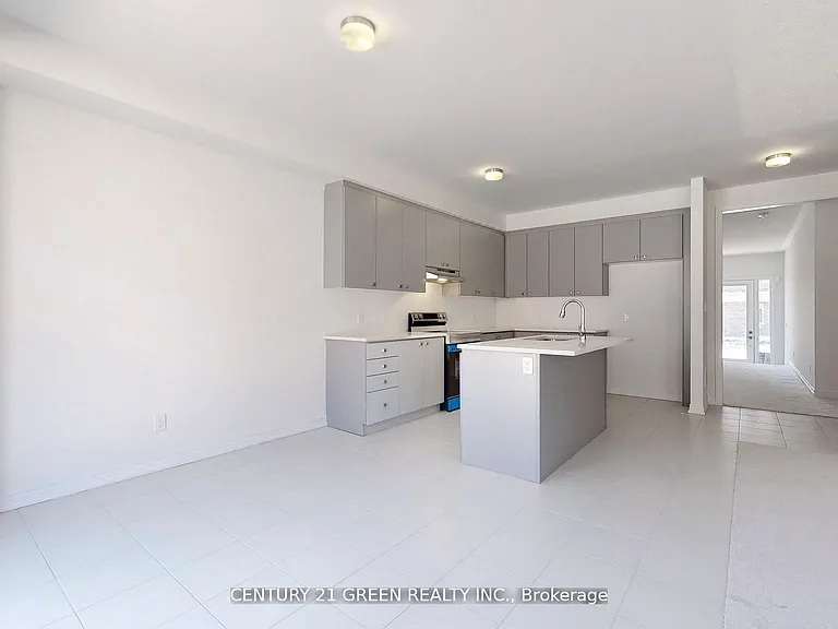 1000 Andrew Murdoch St — Photo 12