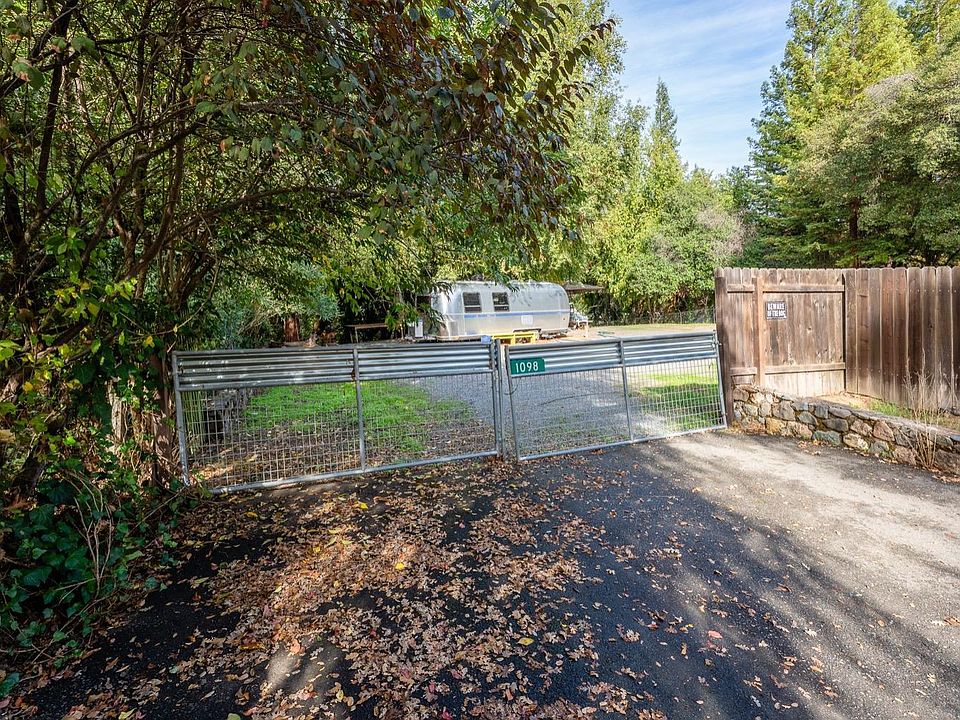 1098 W Standley St, Ukiah, CA 95482 MLS 323923794 Zillow
