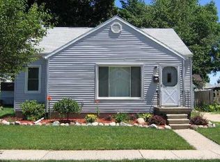 2411 Maplewood Ave, Lansing, MI 48910