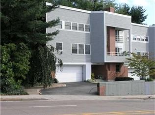 15 Constitution Hl, Providence, RI 02904