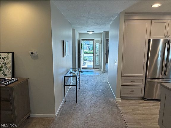 4th image of 4153 Ledgewater Dr