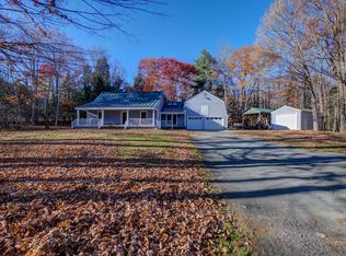 33 Hussey Hill Rd, Oakland, ME 04963