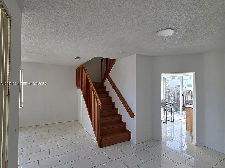 21250 NE 8th Pl #1 — Photo 5