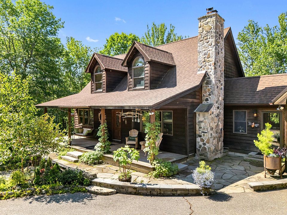 1st image of 31 Hallbrook Way