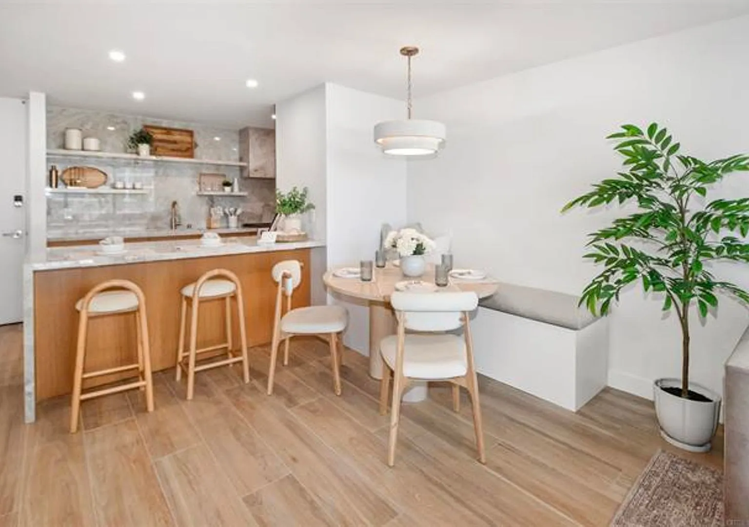 1830 Avenida Del Mundo Unit #612 — Photo 4