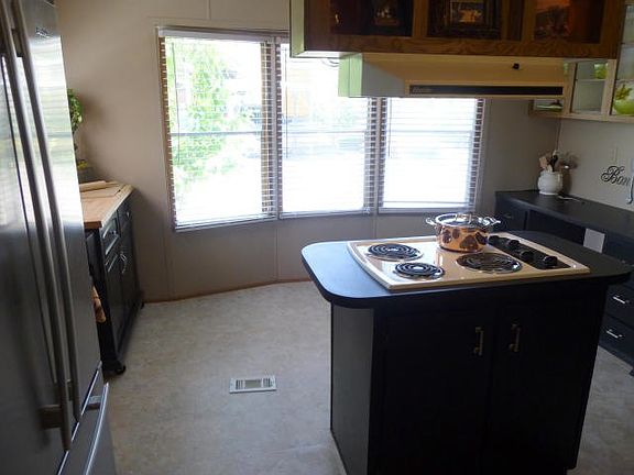 4th image of 530 Crawford St #20