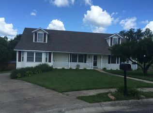 310 Routt Dr, Elizabethtown, KY 42701