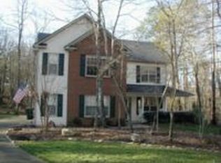 136 Valley Brook Cir E, Dawsonville, GA 30534