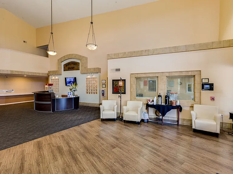Discovery Point Retirement Community — Photo 3