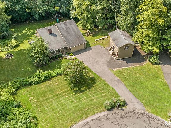 2nd image of 10 Anna Drive