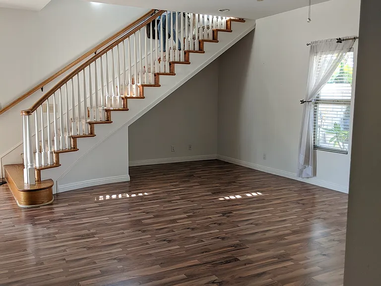 3722 Claremont St — Photo 10