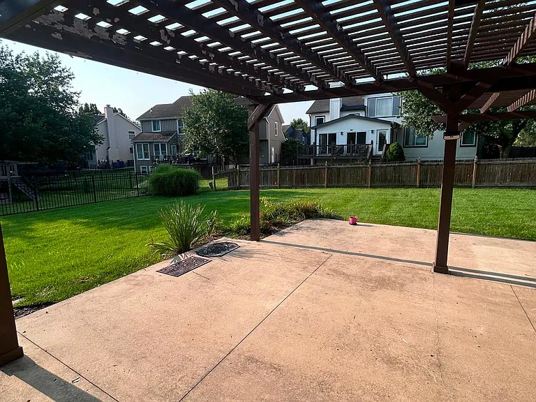 15317 Lowell Ave — Photo 27