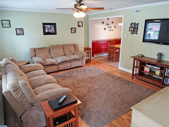 5th image of 28 Hedge Rd