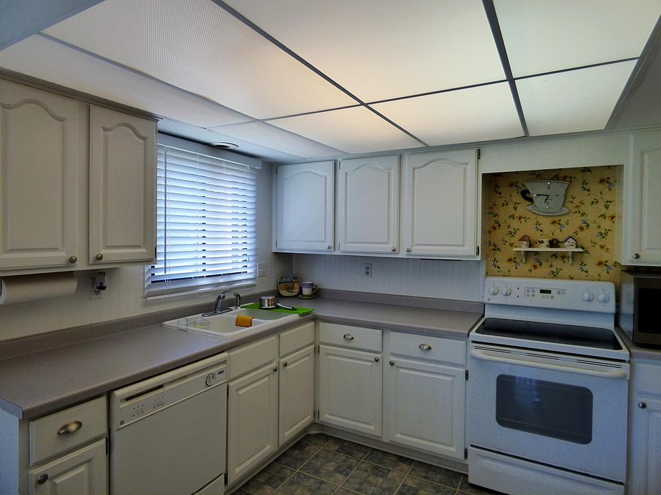 1st image of 703 S Lake Shore Dr Unit 1D