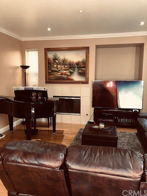 1st image of 60 Centerstone Cir