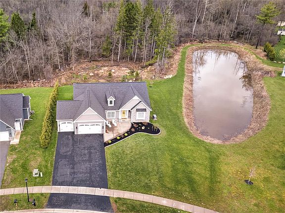 2nd image of 310 Dove Tree Ln