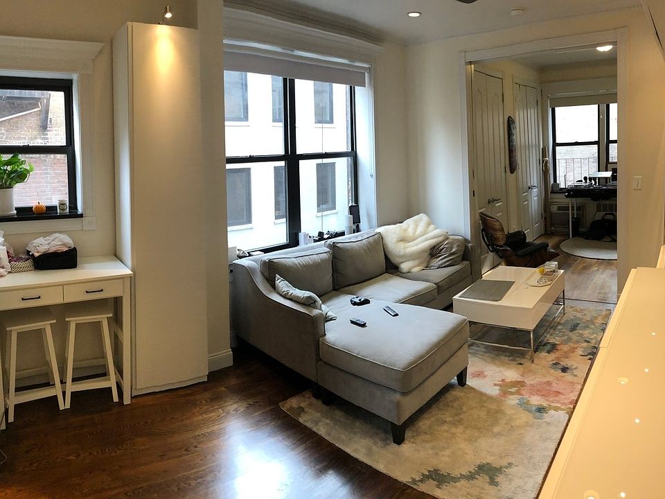 1st image of 290 W 12th St #D3