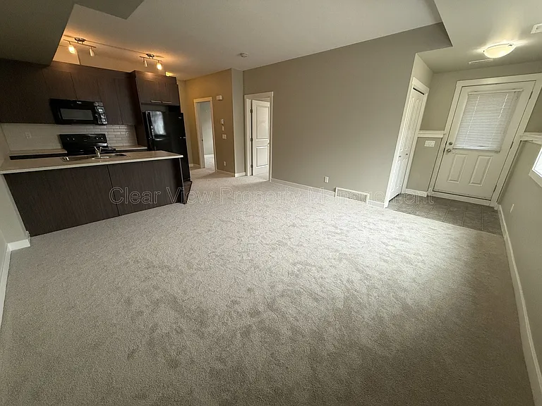 300 Marina Dr #223 — Photo 4