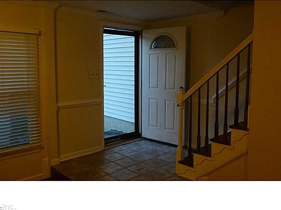 2nd image of 4916 Windbrooke Ct