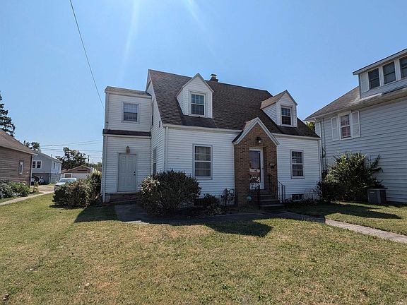 3rd image of 1905 Washington Ave