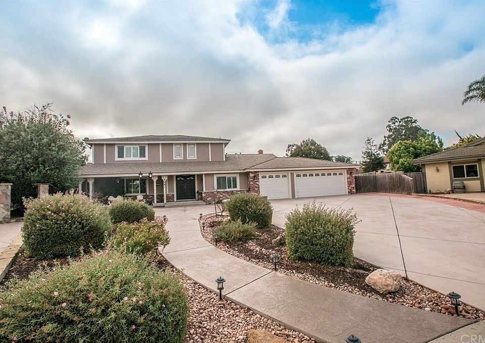 1st image of 4441 Countrywood Dr