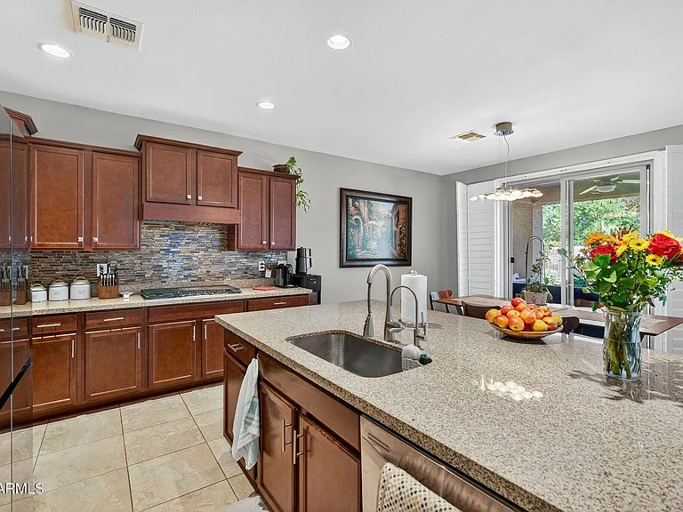 8984 W Diana Ave — Photo 16