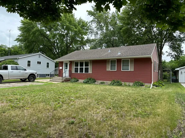 630 E 4th St, Litchfield, MN 55355