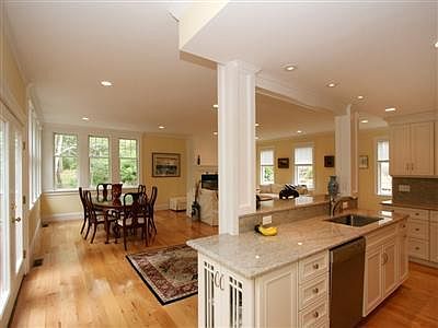 3rd image of 5 Holly Lane