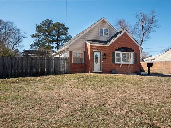 237 Dillon Dr, Virginia Beach, VA 23452