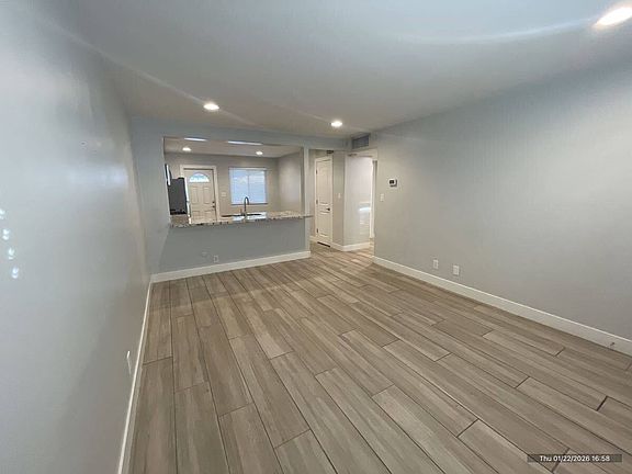 5th image of 4843 E Cambridge Ave APT 10