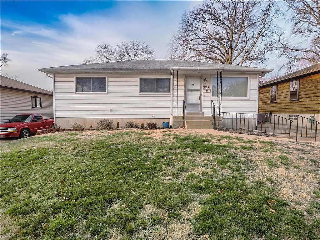 9129 Niger Dr photo 1