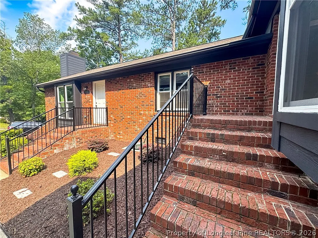 2 bed, 2.0 bath, 1027 sqft, $1,550 — Photo 3