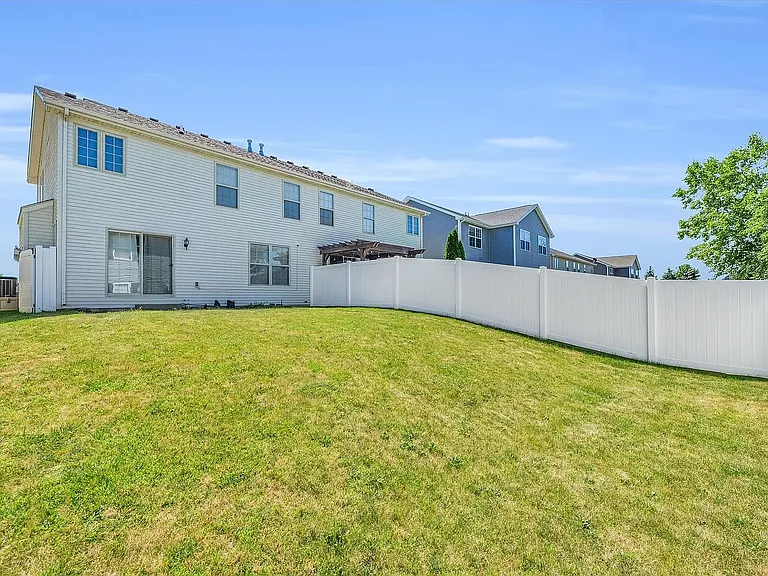 115 Tickseed Ave — Photo 18