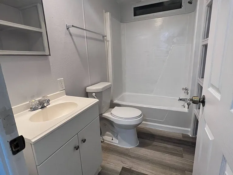 5210 State Road 33 N #30 — Photo 15
