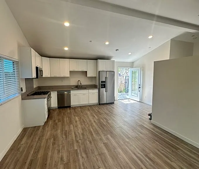 26501 Naccome Dr #B — Photo 4