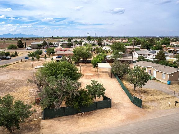 2nd image of 663 Lozano Ln