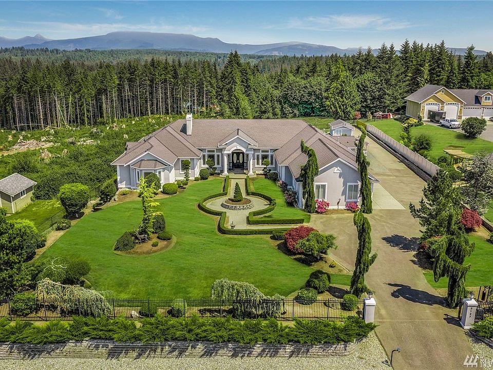 1st image of 3127 159th Ave NE