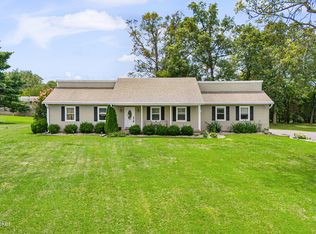 1810 Foxboro Rd, La Grange, KY 40031