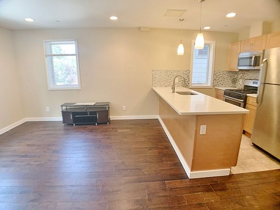 5th image of 81-05 135th St #2CC
