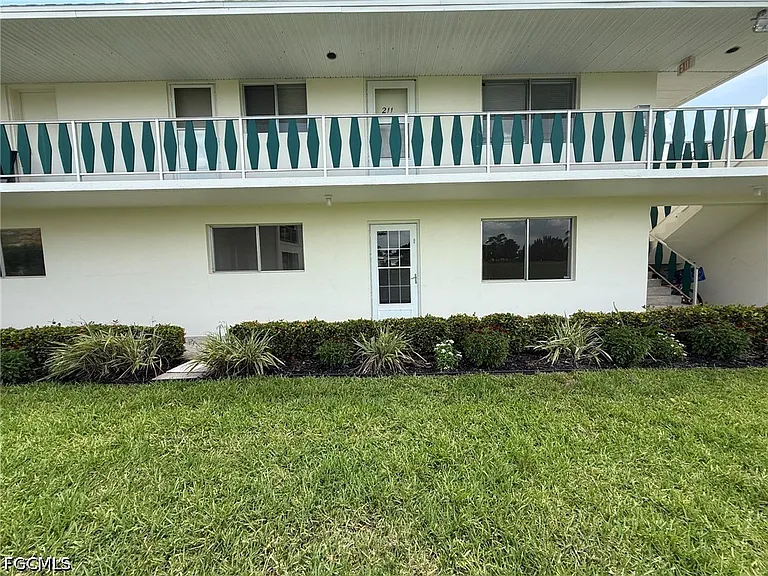 343 Joel Blvd #111 — Photo 1