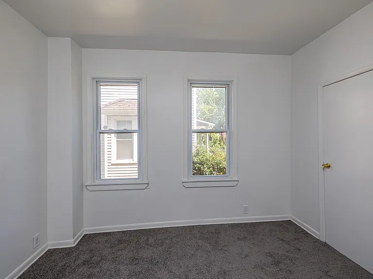 2063 W 104th St — Photo 19